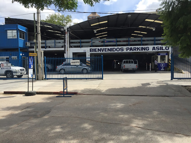 Parking Asilo - Montevideo