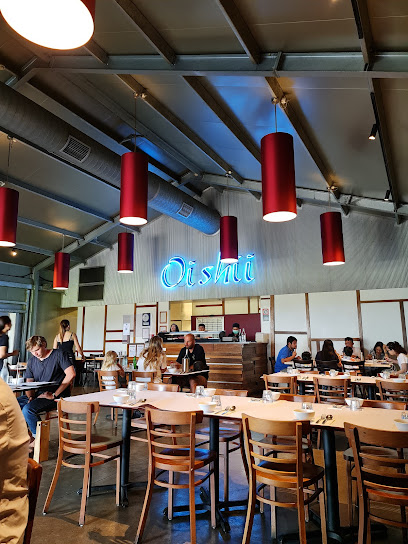 Oishii Japanese and Thai Restaurant