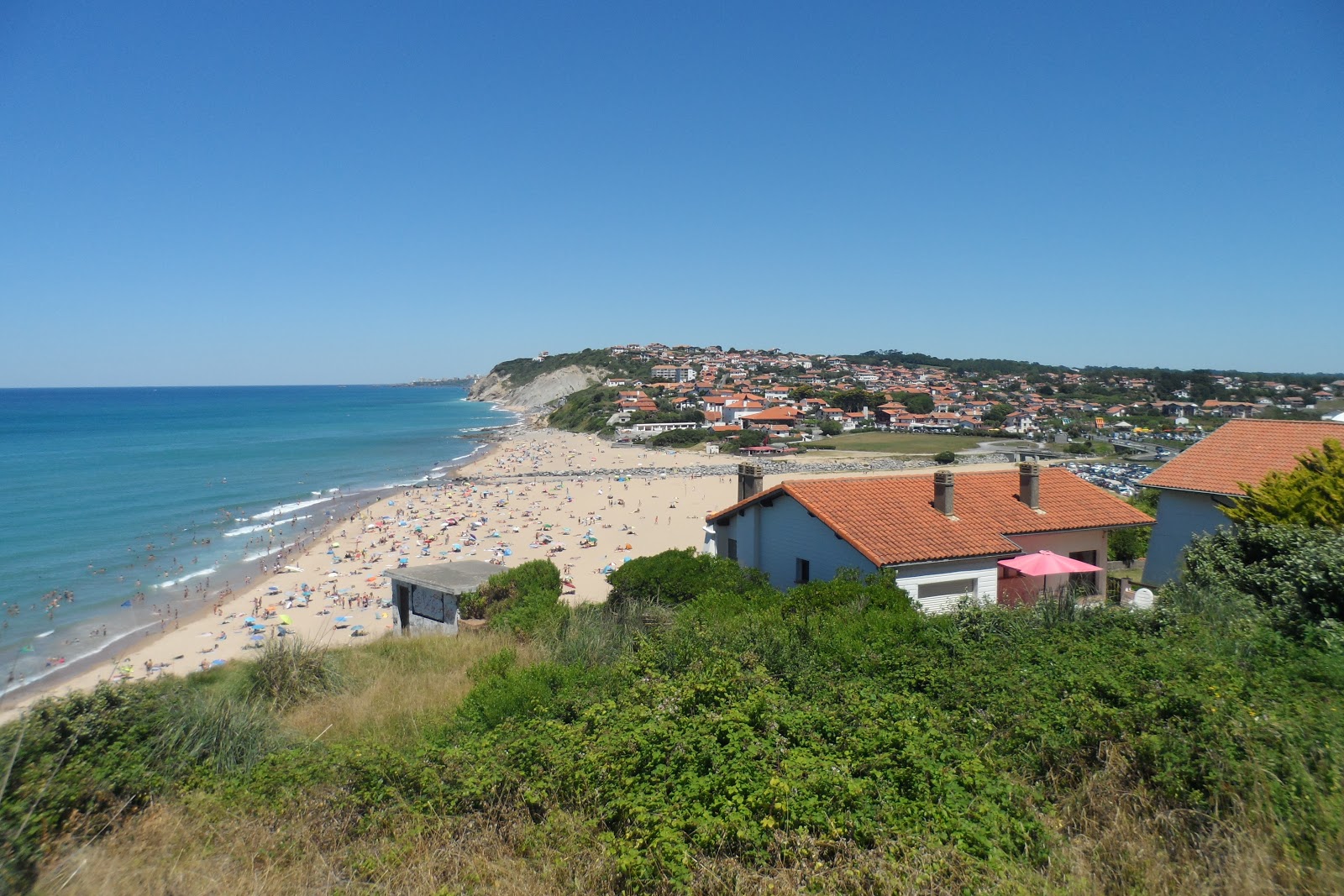 Fotografie cu Plage d'Uhabia cu o suprafață de nisip beige