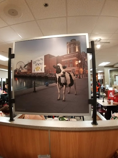 Fast Food Restaurant «Chick-fil-A», reviews and photos, 4812 Northwest Hwy, Crystal Lake, IL 60014, USA