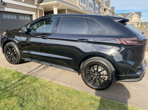 Tire Shop «Discount Tire Store - Eagan, MN», reviews and photos, 3575 Pilot Knob Rd, Eagan, MN 55122, USA