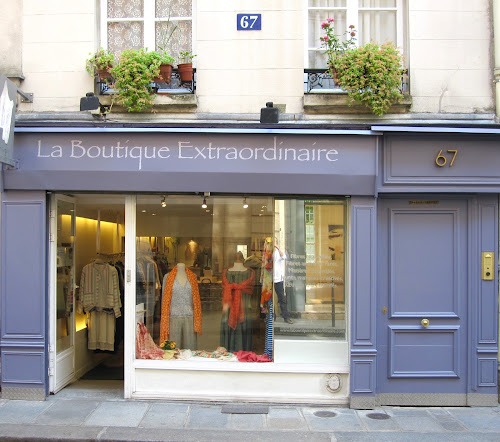 Magasin de vêtements pour femmes La Boutique Extraordinaire Paris