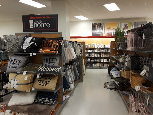 Department Store «T.J. Maxx», reviews and photos, 350 Washington St., Boston, MA 02109, USA