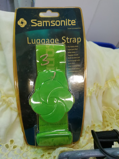 Thrift Store «Goodwill», reviews and photos, 17631 S Dixie Hwy, Palmetto Bay, FL 33157, USA