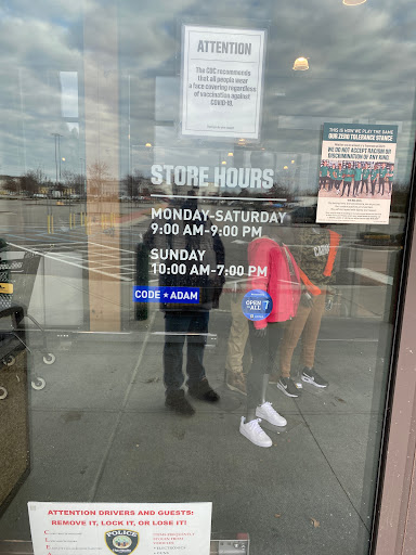 Outdoor Sports Store «Field & Stream», reviews and photos, 1501 Sentinel Dr Ste B, Chesapeake, VA 23320, USA