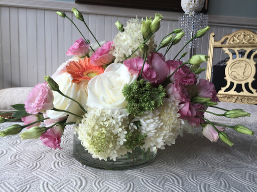 Florist «Floral & Fruit Paradise», reviews and photos, 2704 Bridge Ave, Cleveland, OH 44113, USA