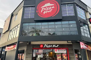 Pizza Hut Restaurant Alma Bukit Mertajam image