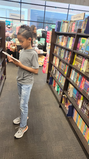 Book Store «Books-A-Million», reviews and photos, 839 Brandon Town Center Dr, Brandon, FL 33511, USA