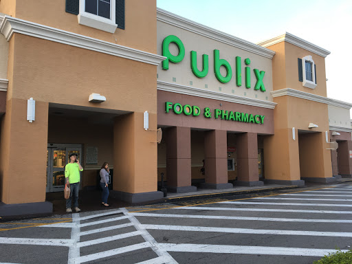 Publix Super Market at Airpark Plaza, 5715 NW 7th St, Miami, FL 33126, USA, 