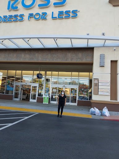 Clothing Store «Ross Dress for Less», reviews and photos, 1580 Foothill Blvd, La Verne, CA 91750, USA