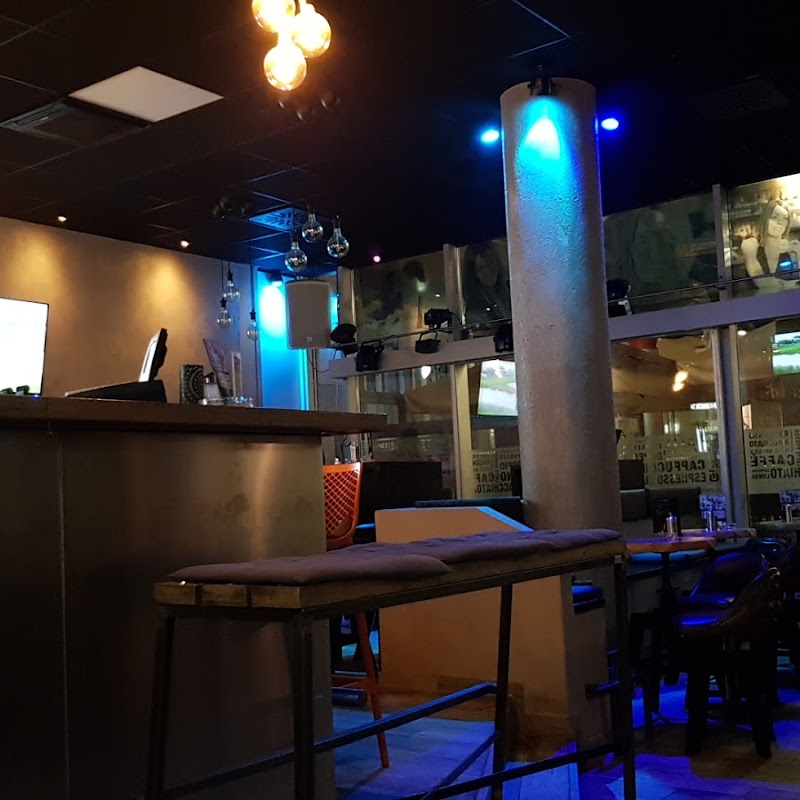 Gecko Bar u. Cafe