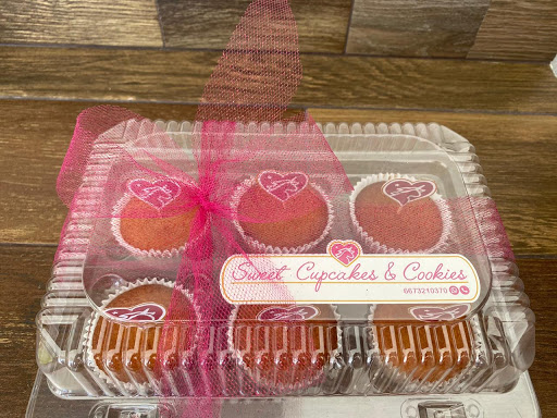 Sweet cupcakes & cookies