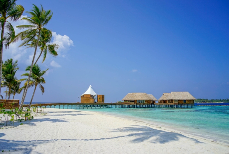Foto von Thiladhoo Island Strand mit feiner weißer sand Oberfläche