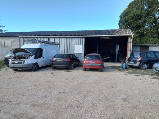 Photo 2 - 1,2,3 AutoService