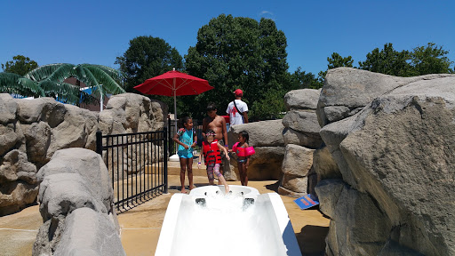 Water Park «Great Waves Waterpark», reviews and photos, 4001 Eisenhower Ave, Alexandria, VA 22304, USA