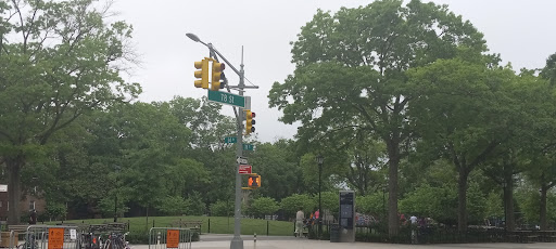 Park «Travers Park», reviews and photos, 76-9 34th Ave, Jackson Heights, NY 11372, USA