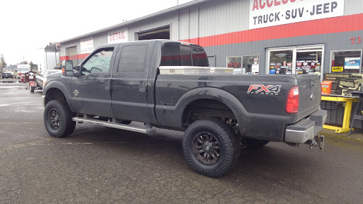 Trailer Hitch Supplier «S&R Motorz Inc», reviews and photos, 731 W Baseline St suite#1, Cornelius, OR 97113, USA