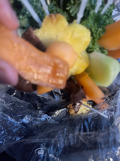 Gift Shop «Edible Arrangements», reviews and photos, 4250 Dearborn Cir, Mt Laurel, NJ 08054, USA