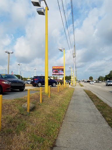 Used Car Dealer «American Car Center», reviews and photos, 8350 Park Blvd N, Seminole, FL 33777, USA