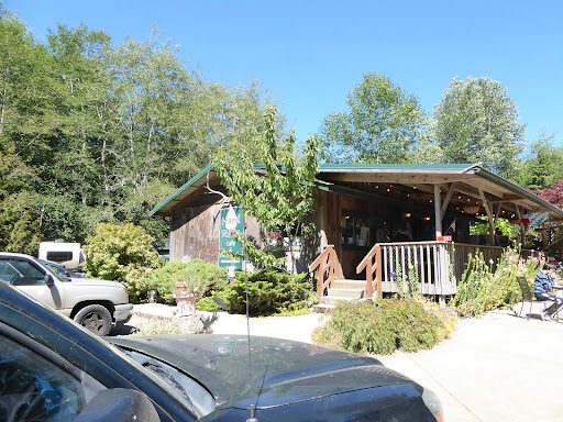 Hard Rain Cafe, 5763 Upper Hoh Rd, Forks, WA 98331, USA, 