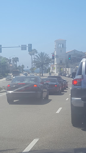 Thrift Store «Edgar & James – Goodwill Specialty Store & Donation Center», reviews and photos