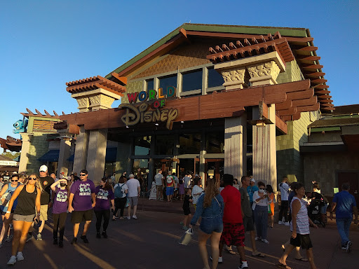 Sportswear Store «Columbia PFG at Disney Springs», reviews and photos, 1520 Buena Vista Dr, Orlando, FL 32836, USA