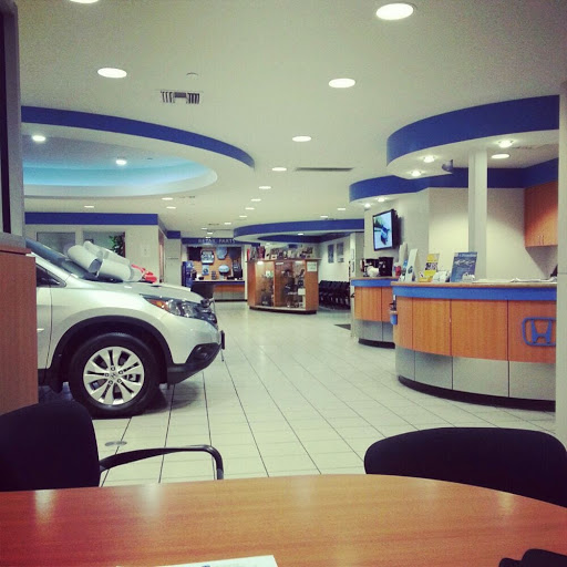 Honda Dealer «Honda of Hollywood», reviews and photos, 6511 California Route 2, Los Angeles, CA 90038, USA