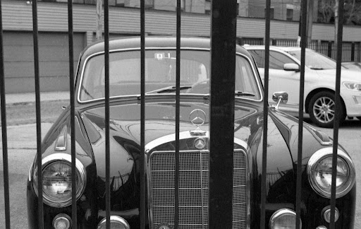 Auto Repair Shop «European Auto Ltd», reviews and photos, 2547 N Lincoln Ave, Chicago, IL 60614, USA