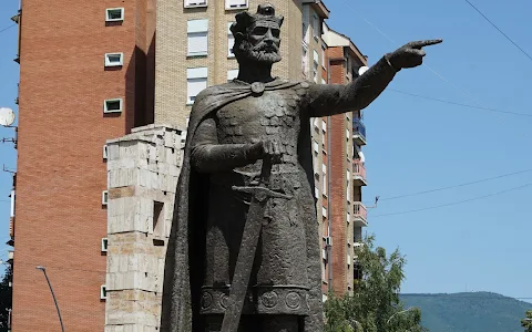Споменик Цару Лазару image