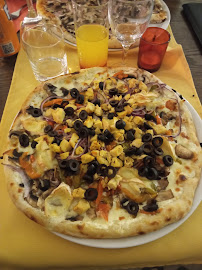 Plats et boissons du Pizzeria Al'aumiam 18 à Charenton-du-Cher - n°8