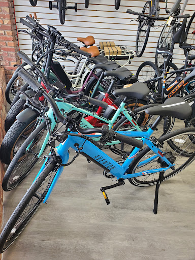 Bicycle Store «Lake Park Bicycles», reviews and photos, 1438 10th St, Lake Park, FL 33403, USA