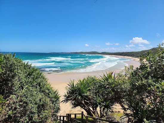 Minnie Water Back Beach