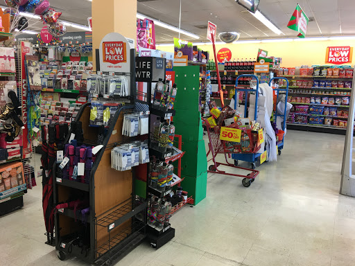 Dollar Store «FAMILY DOLLAR», reviews and photos, 461 Merrimac Trail, Williamsburg, VA 23185, USA