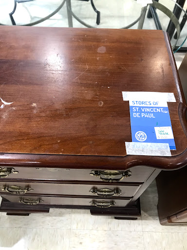 Thrift Store «St. Vincent De Paul Thrift Store», reviews and photos, 13986 Manchester Rd, Ballwin, MO 63011, USA