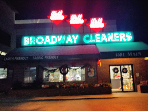 Dry Cleaner «Broadway Cleaners», reviews and photos, 1681 Main St, Redwood City, CA 94063, USA