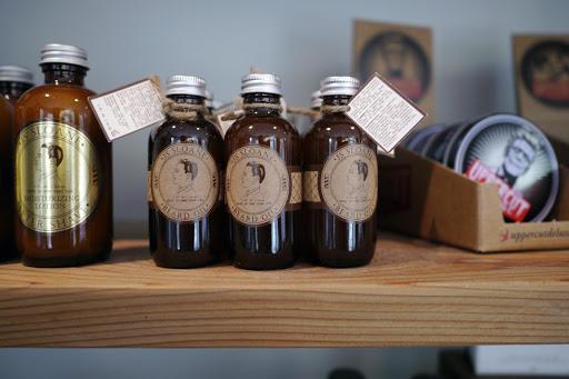 Barber Shop «High Point Barbershop & Shave Parlor», reviews and photos, 112 N Meadow St, Richmond, VA 23220, USA