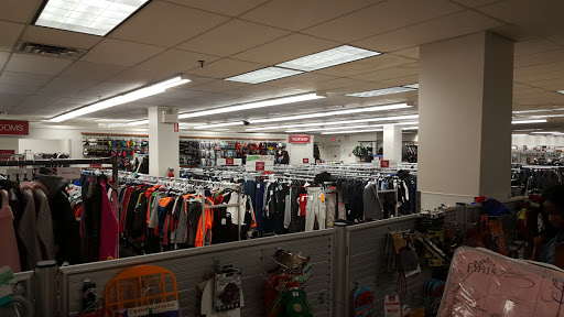 Clothing Store «Burlington Coat Factory», reviews and photos, 365 Rockaway Turnpike #290, Lawrence, NY 11559, USA