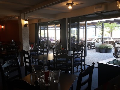 Photos of Victoria Arms Hotel