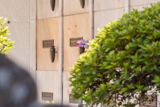 Funeral Home «Pierce Brothers Westwood Village Memorial Park and Mortuary», reviews and photos, 1218 Glendon Ave, Los Angeles, CA 90024, USA