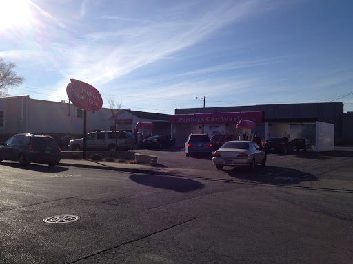 Pinky's Car Wash en Waynesboro