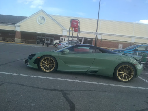 Shopping Mall «Lafayette Crossing», reviews and photos, 35 Lafayette Rd, North Hampton, NH 03862, USA