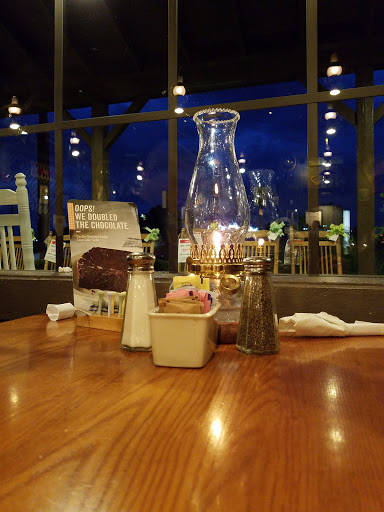 American Restaurant «Cracker Barrel Old Country Store», reviews and photos, 675 Buford Hwy, Cumming, GA 30040, USA