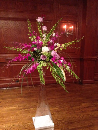 Florist «Eclectic Garden», reviews and photos, 323 Walnut St, St Charles, IL 60174, USA