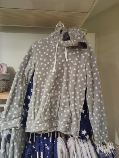 Stores to buy women's pyjamas Minsk