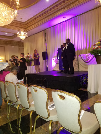 Shopping Mall «Cranbrook Shopping Center», reviews and photos, 566 Cranbrook Rd, Cockeysville, MD 21030, USA