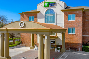 Holiday Inn Express & Suites San Antonio South 410, an IHG Hotel image