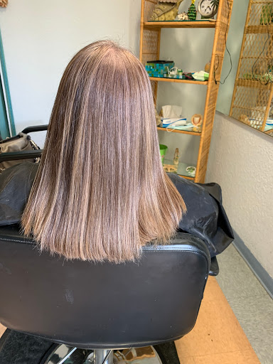 Hair Salon «Tropical Waves Hair Studio», reviews and photos, 849 Deltona Blvd, Deltona, FL 32725, USA