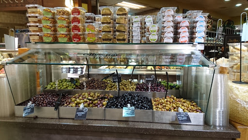 Gourmet Grocery Store «Bristol Farms», reviews and photos, 606 Fair Oaks Ave, South Pasadena, CA 91030, USA
