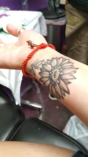 Explore live free or die tattoo ideas, creative tattoo ideas in Plainfield, available at A Thin Line Tattoo