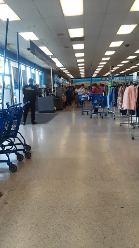 Clothing Store «Ross Dress for Less», reviews and photos, 7884 Van Nuys Blvd, Van Nuys, CA 91402, USA